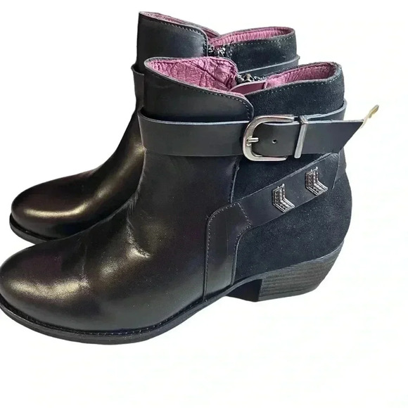 Women’s Black Umberto Raffini Boot•Size US 8.5/39•NWT•Quality Genuine Leather• - Picture 2 of 10